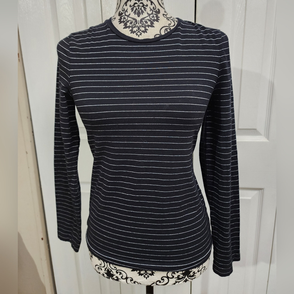 Jones New York Signature Petite Black Long Sleeve Silver Striped Top